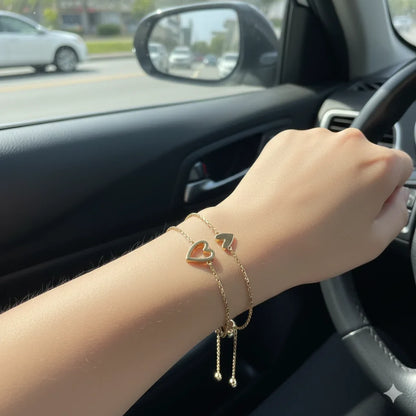 Elegant Heart Charm Adjustable Bracelet – Timeless Gold Love Bracelet.