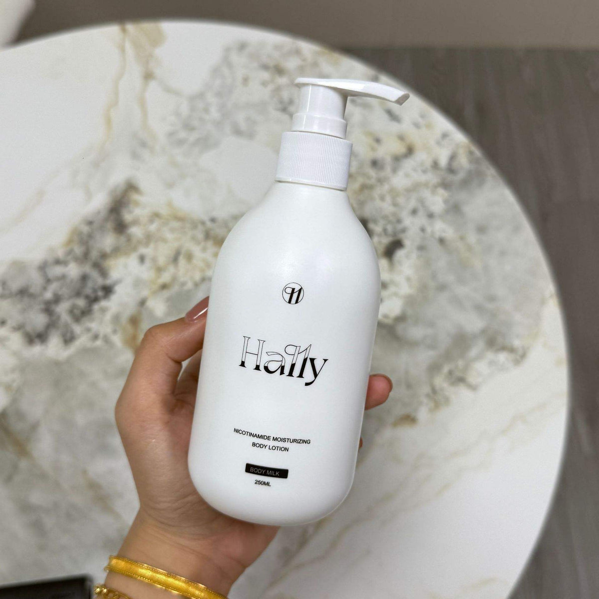 Hally Nicotinamide Body Lotion for Glowing Skin